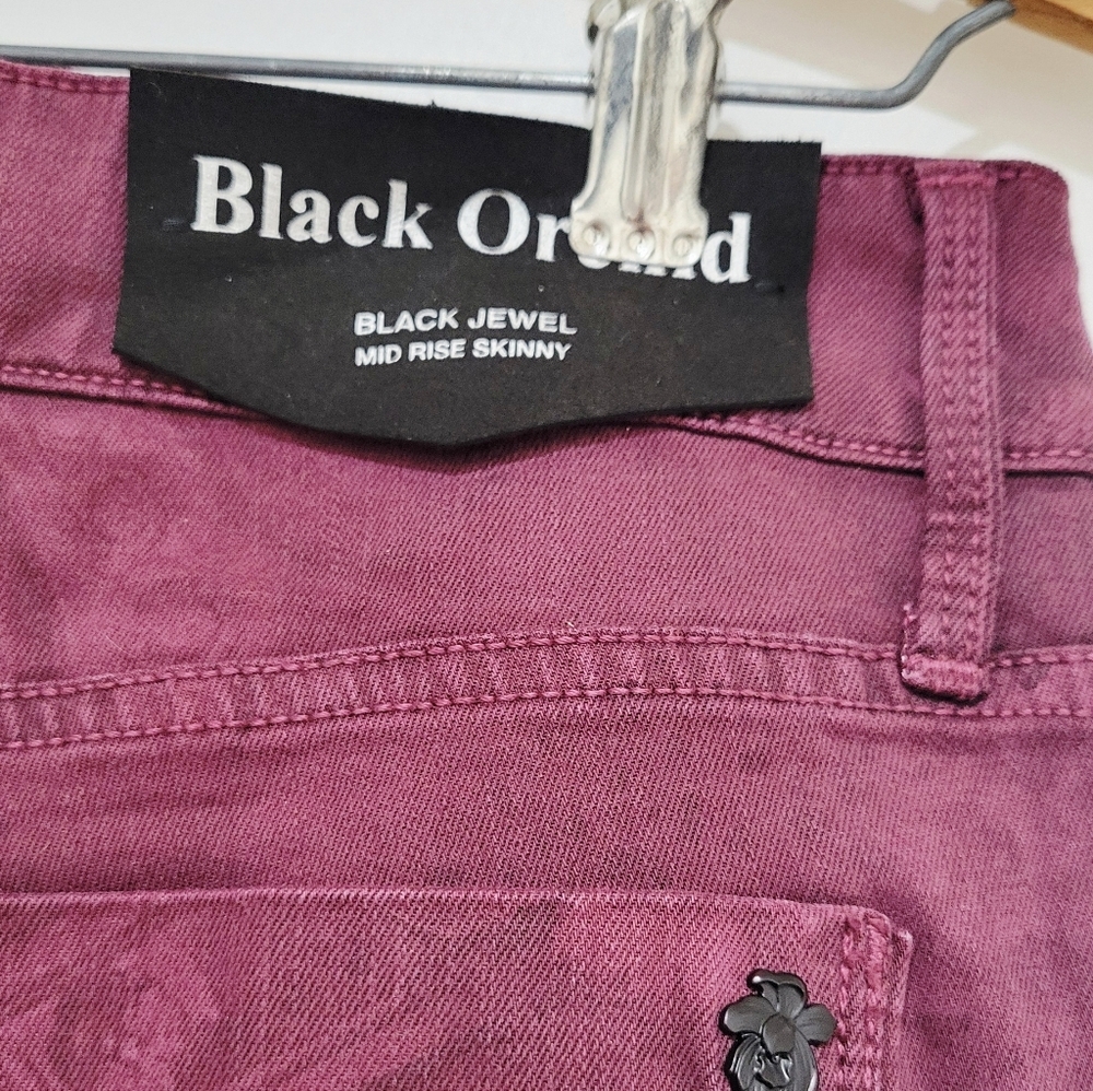 NWT Black Orchid Burgundy Black Jewel Floral Skinny Jeans | Size 29 - Picture 7 of 9